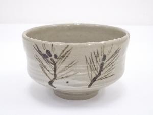 阿漕窯造　鉄絵若松茶碗